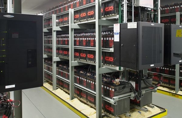 HỆ THỐNG LƯU ĐIỆN UPS VÀ MÁY PHÁT ĐIỆN 2 He thong luu dien ups