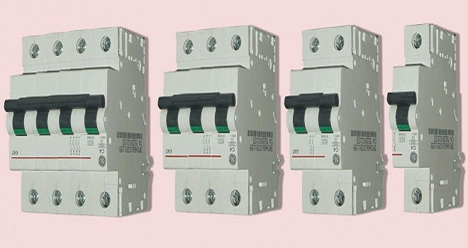 Nhảy aptomat điện